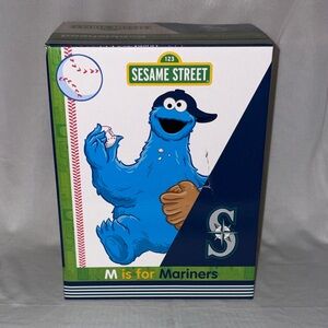 Sesame Street M is for Mariners Cookie Monster Bobblehead